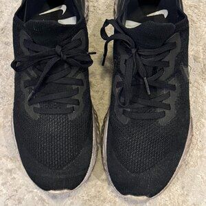 Nike BQ8928 002 Epic React Flyknit 2 Black White Men Tennis sneaker running A